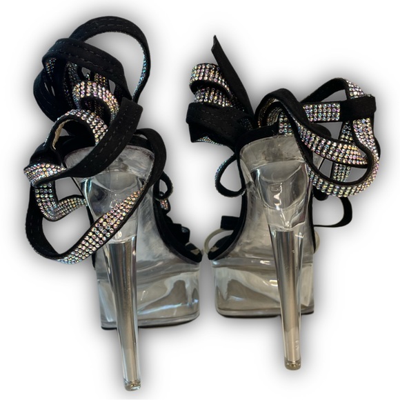 NWT La Modish Boutique “Rubi Heels”🌟 - Picture 7 of 14